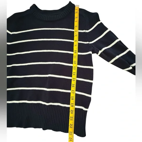 BANANA REPUBLIC Navy Stripe Cotton Silk Sweater
Size Small - Picture 4 of 9